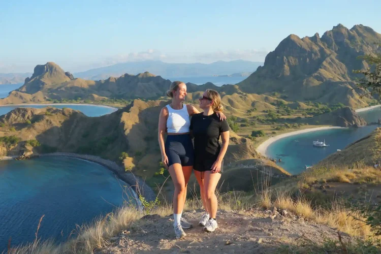 Komodo Dragon Tour | Komodo Island Tour | Komodo Luxury