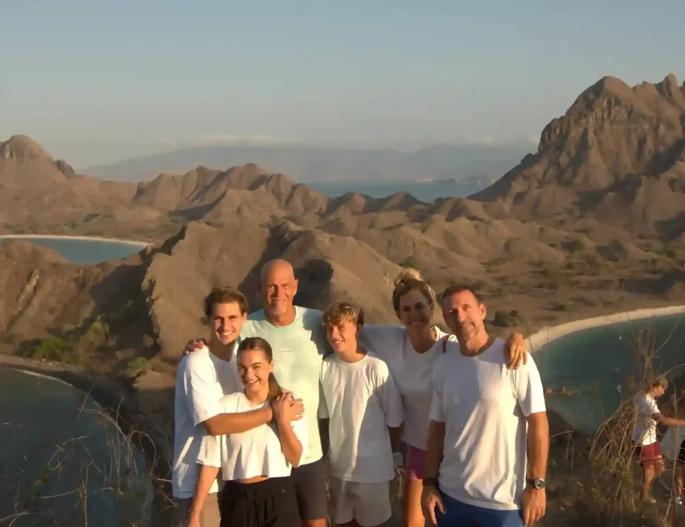 Komodo Dragon Tour | Komodo Island Tour | Komodo Luxury