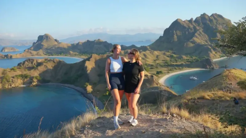 Komodo dragon wildlife photography tour